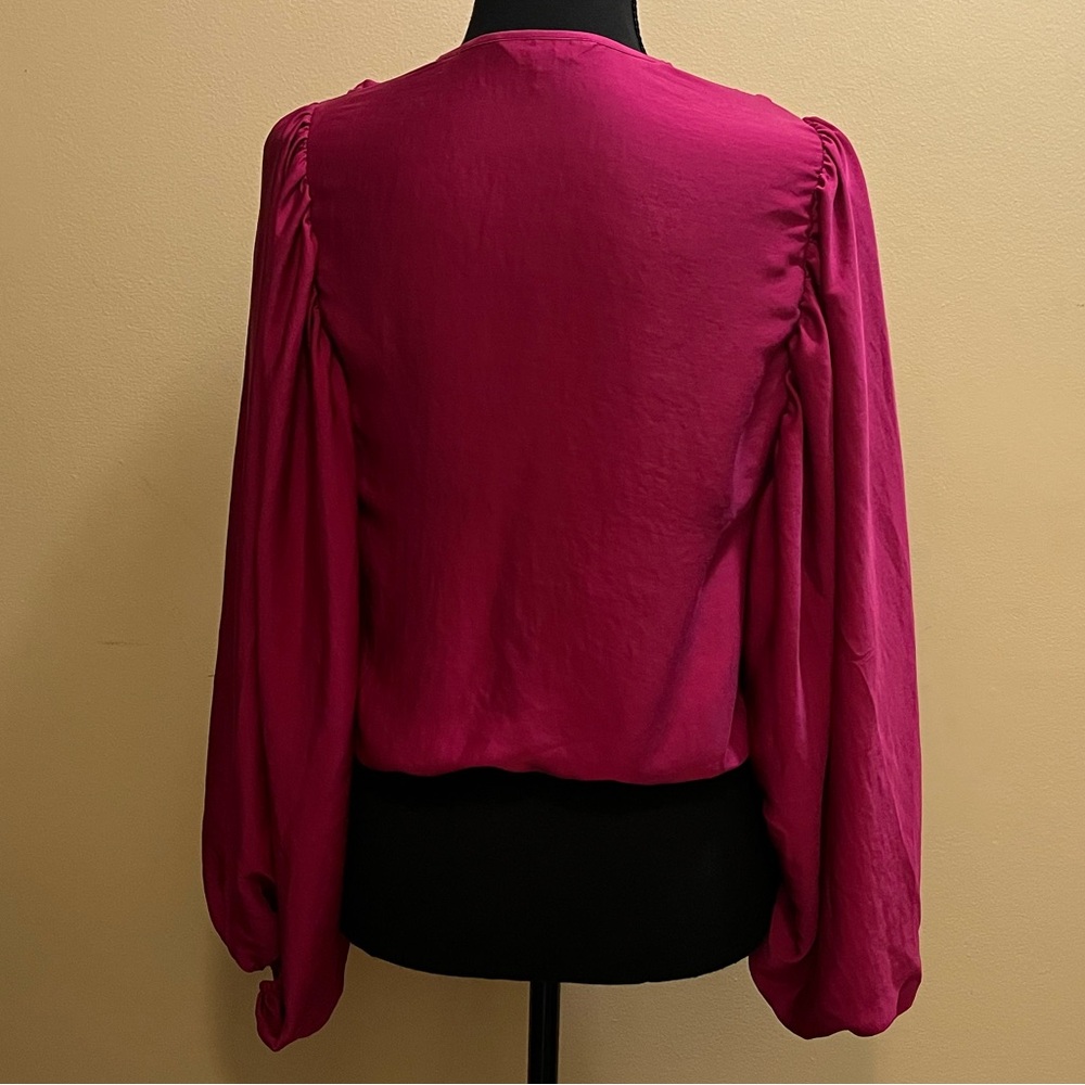 Express Balloon Sleeve V-Neck Blouse - Color Pink - Size Small - Picture 2 of 10
